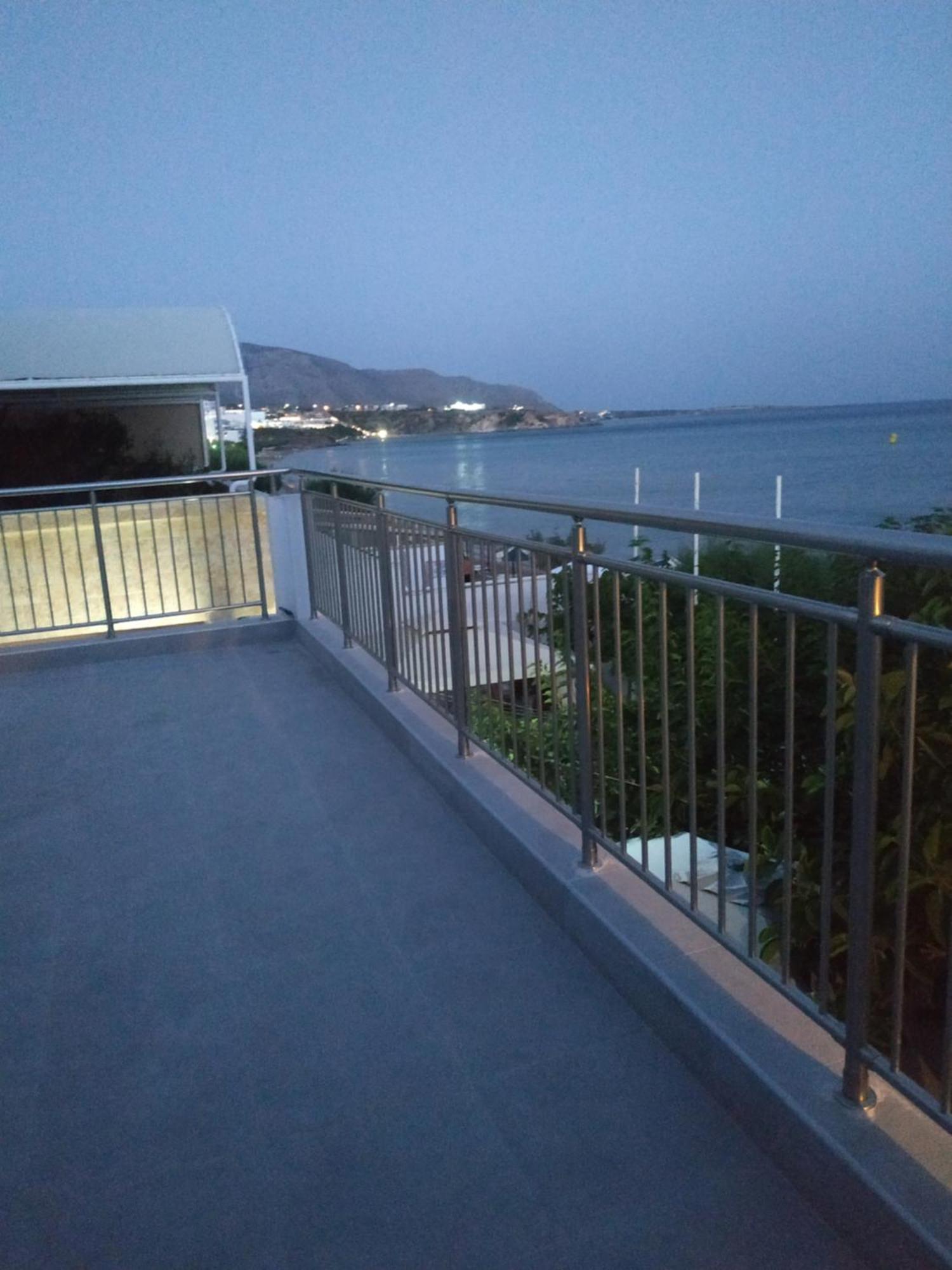 Creta Sun Apartments Makrýgialos Esterno foto