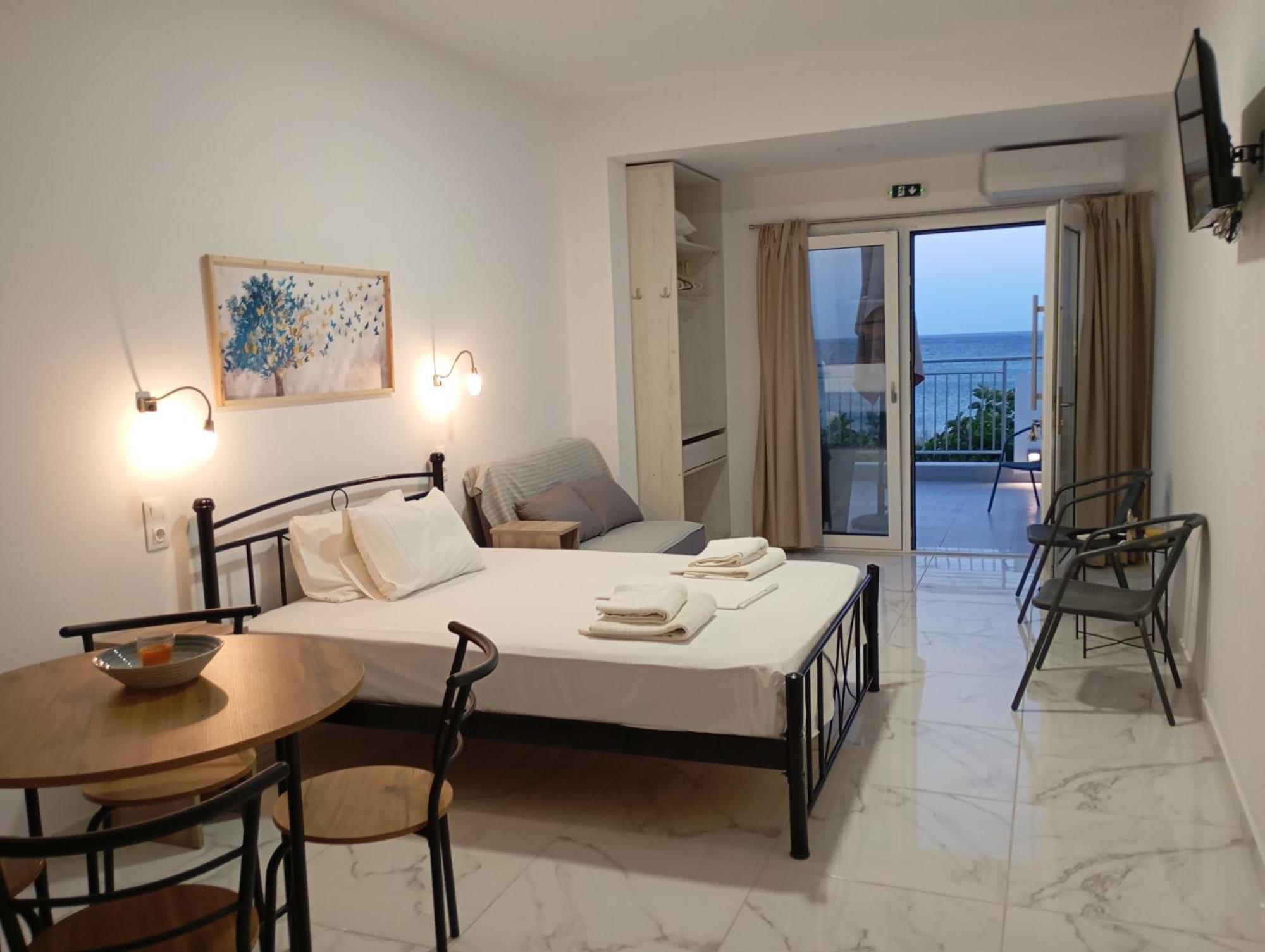 Creta Sun Apartments Makrýgialos Esterno foto