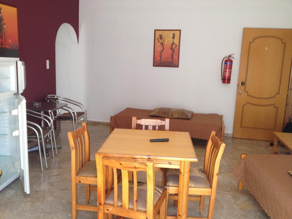 Creta Sun Apartments Makrýgialos Esterno foto