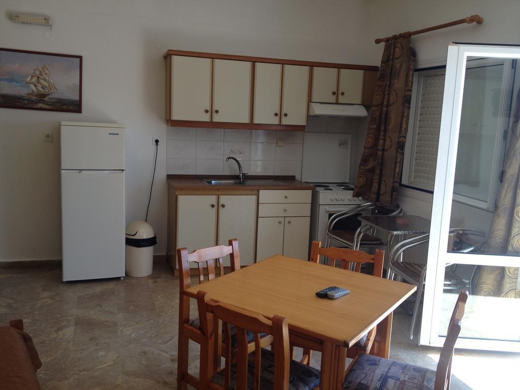 Creta Sun Apartments Makrýgialos Esterno foto