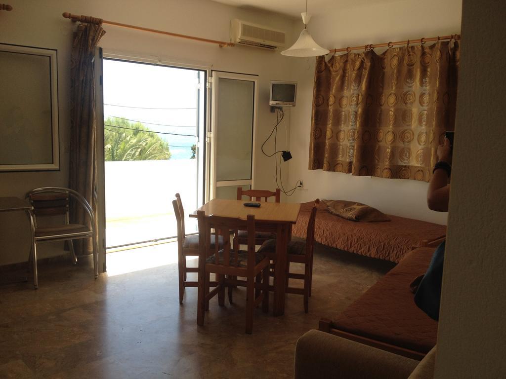 Creta Sun Apartments Makrýgialos Esterno foto
