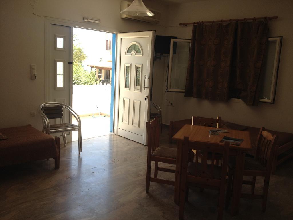 Creta Sun Apartments Makrýgialos Esterno foto