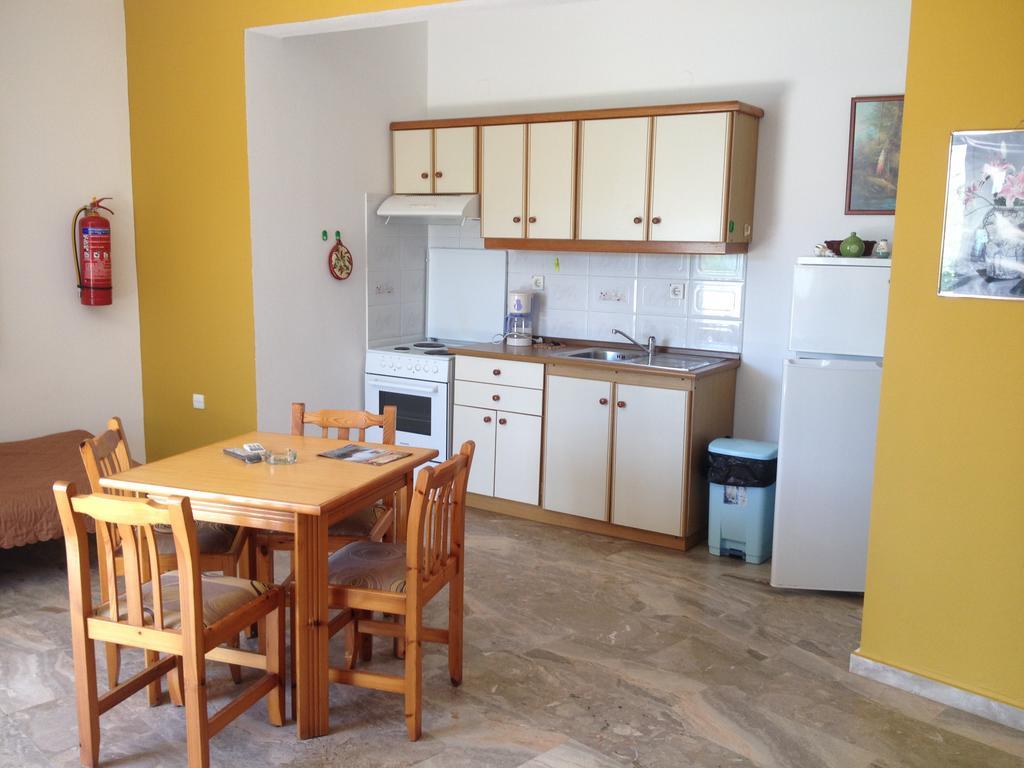 Creta Sun Apartments Makrýgialos Esterno foto