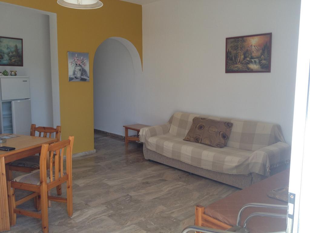 Creta Sun Apartments Makrýgialos Esterno foto